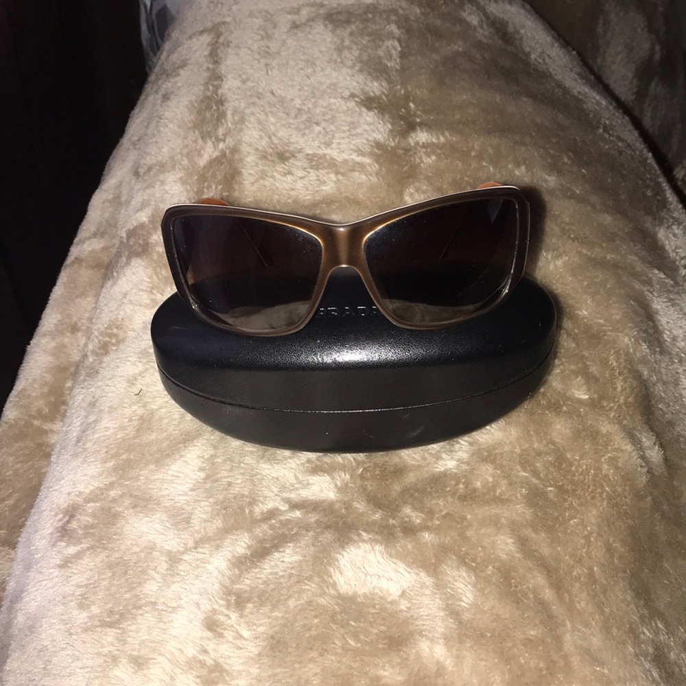 Prada Sunglasses - Picture 5 of 6